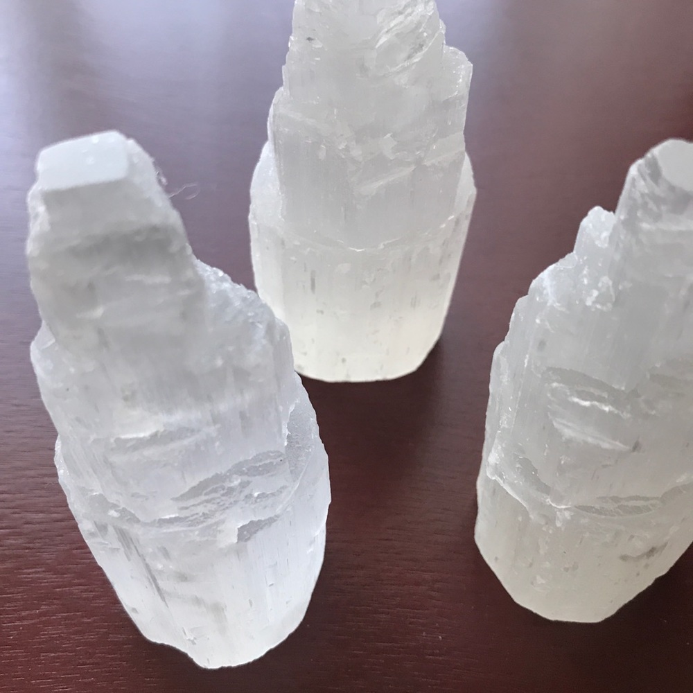 More arrived!!! Natural Selenite home protection ✨charged✨ 4” tower - Picture 2 of 4